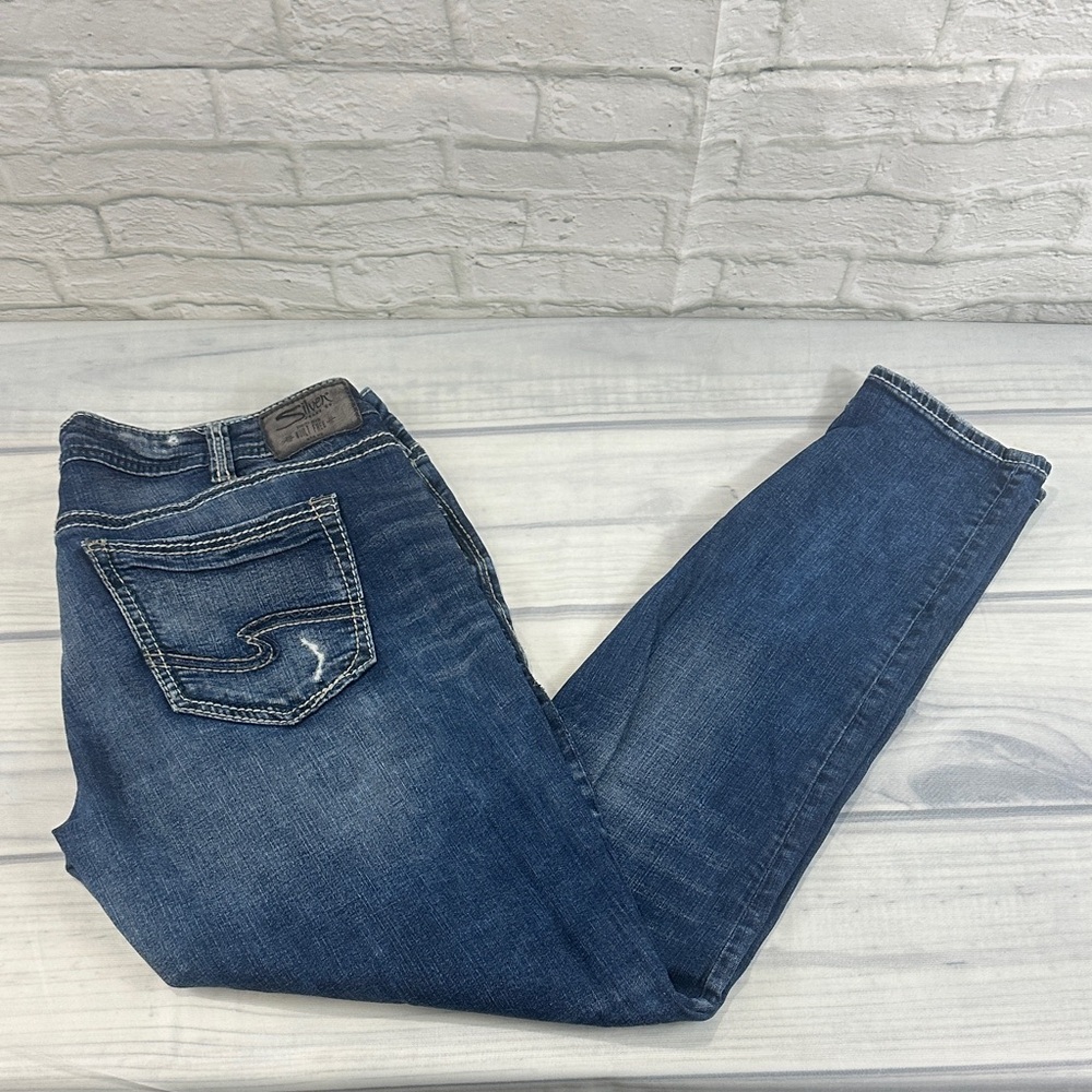 Silver Jeans Women's Deep Blue Skinny Jeans